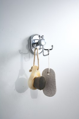 Крючок для ванной Ledeme L1905-3