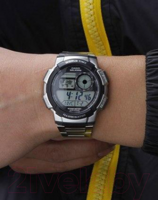 Часы наручные мужские Casio AE-1000WD-1AVEF