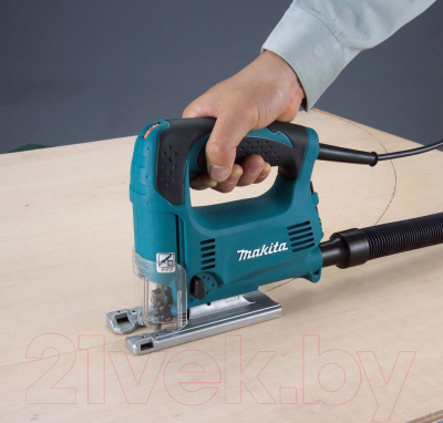 Профессиональный электролобзик Makita 4329K