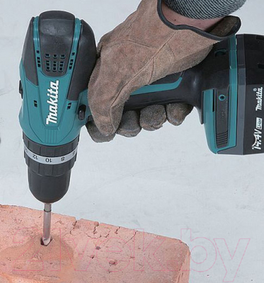 Профессиональная дрель-шуруповерт Makita DHP453SYE