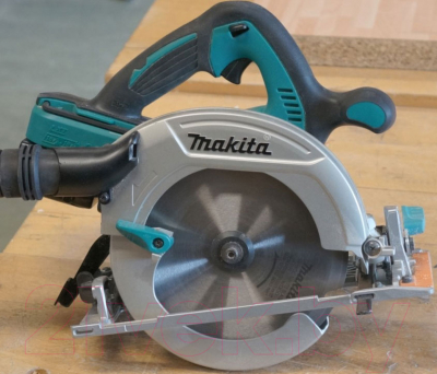 Профессиональная дисковая пила Makita DHS710Z