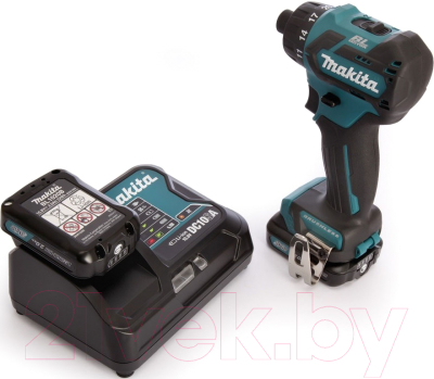 Профессиональный шуруповерт Makita DF032DWAE