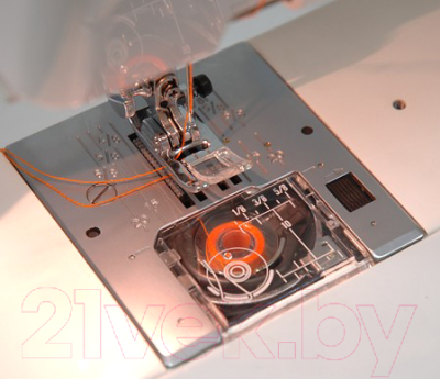 Швейная машина Janome 521