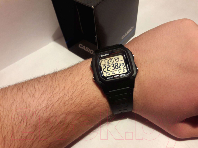 Часы наручные мужские Casio W-800H-1AVES