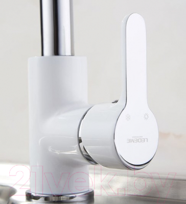 Смеситель Ledeme L4003-W