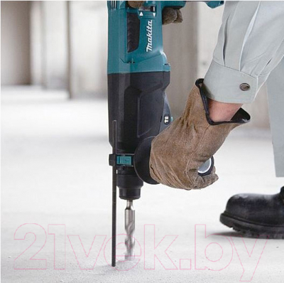 Профессиональный перфоратор Makita HR2300