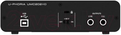 Звуковая карта Behringer UMC202HD