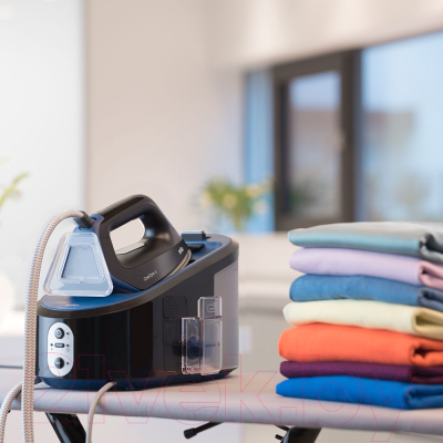 Утюг с парогенератором Braun IS5145BK