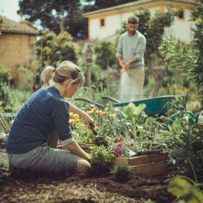 Совок садовый Fiskars Xact 1027043