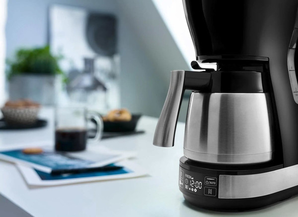 Капельная кофеварка DeLonghi ICM 16731