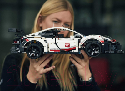 Конструктор Lego Technic Porsche 911 RSR 42096