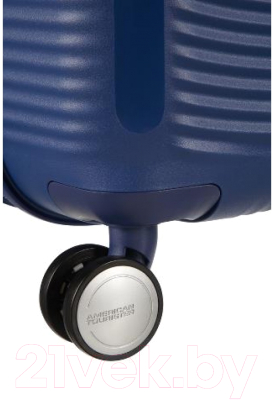 Чемодан на колесах American Tourister Soundbox 32G*41 002