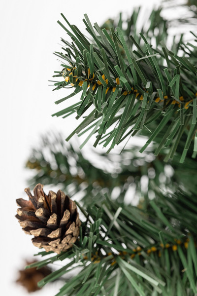 Ель искусственная Maxy Poland Русская с шишками