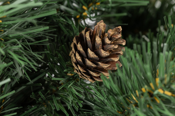 Ель искусственная Maxy Poland Русская с шишками