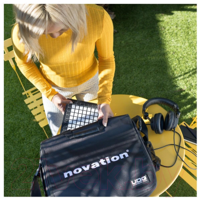 MIDI-контроллер Novation Launchpad Mini MK3