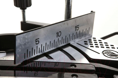 Торцовочная пила Вихрь ПТ-255Л