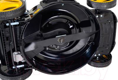 Газонокосилка бензиновая Huter GLM-6.0 ST (70/3/7)