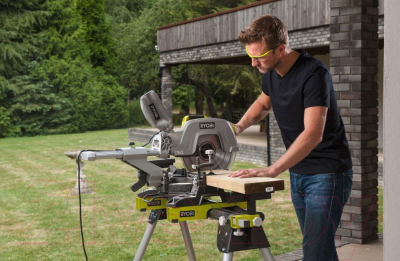 Торцовочная пила Ryobi EMS305RG