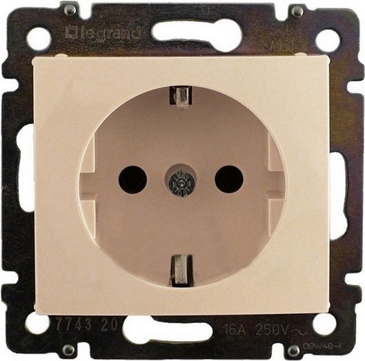 Розетка Legrand Valena 774122 - фото