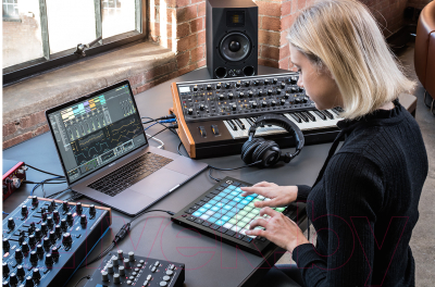 MIDI-контроллер Novation Launchpad Pro MK3