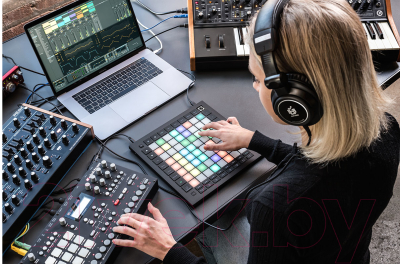 MIDI-контроллер Novation Launchpad Pro MK3