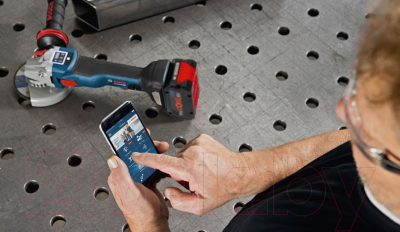 Профессиональная угловая шлифмашина Bosch Solo GWX 18V-10C