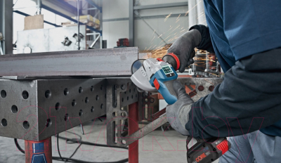 Профессиональная угловая шлифмашина Bosch Solo GWX 18V-10C