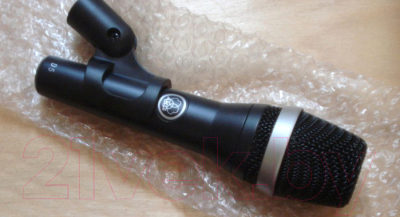 Микрофон AKG D5