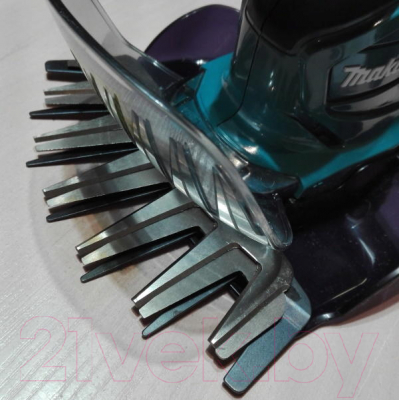 Кусторез аккумуляторный Makita DUM604ZX