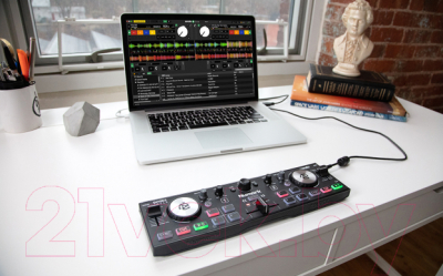 DJ контроллер Numark DJ2GO2 Touch