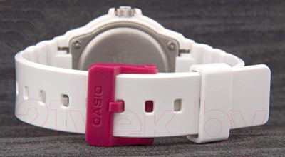 Часы наручные женские Casio LRW-200H-4BVEF