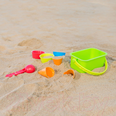 Набор игрушек для песочницы Hape Магазин мороженого / E4057-HP