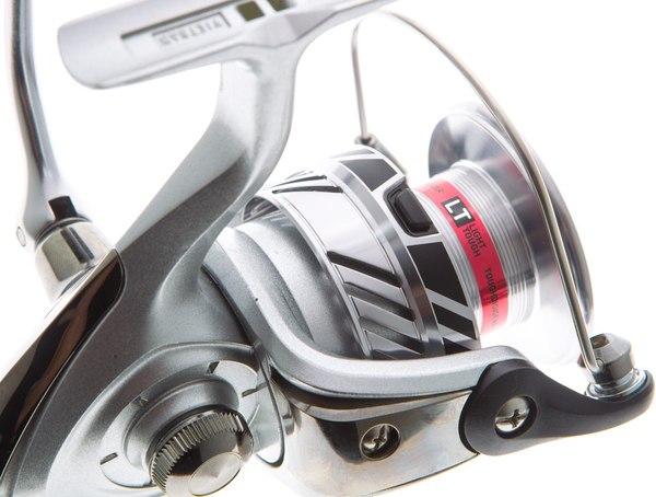 Катушка безынерционная Daiwa 20 Crossfire LT 4000-C / 10185-400RU