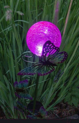 Садовая фигура-светильник Чудесный Сад 689-L Бабочки