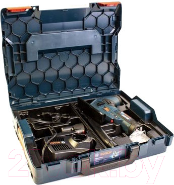 Профессиональный электролобзик Bosch GST 10.8 V-Li