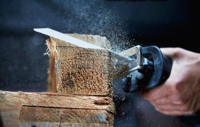 Профессиональная сабельная пила Makita JR3051TK