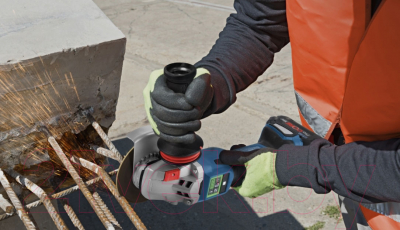 Профессиональная угловая шлифмашина Bosch GWS 18V-15 SC