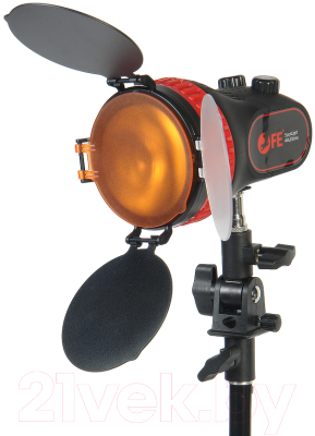 Осветитель студийный Falcon Eyes Eyes SpotLight 40LED BW / 27377