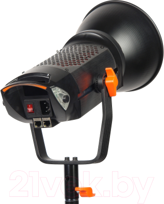 Осветитель студийный GreenBean SunLight PRO 100COB DMX / 27521