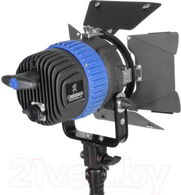 Осветитель студийный GreenBean Zoom 90BW LED / 25571