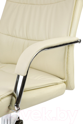 Кресло офисное Calviano Classic SA-107