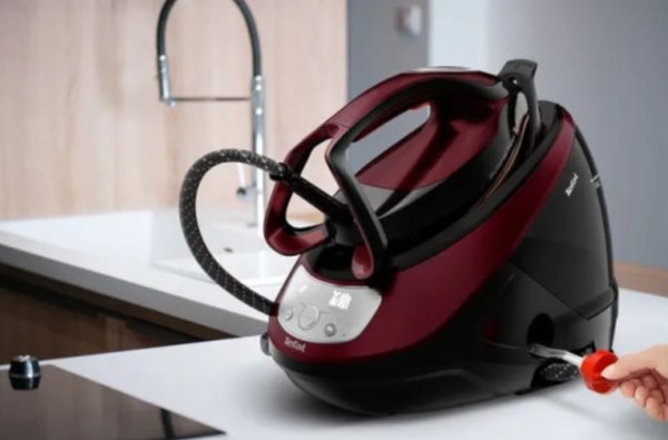 Утюг с парогенератором Tefal GV9230E0