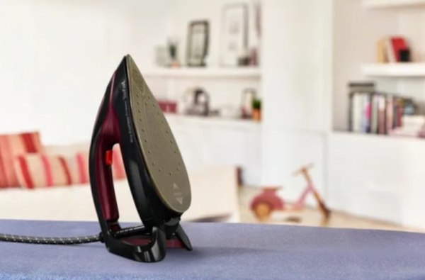 Утюг с парогенератором Tefal GV9230E0
