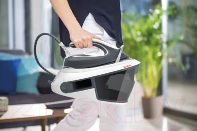 Утюг с парогенератором Tefal SV8020E1
