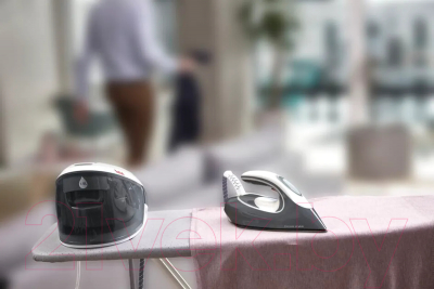 Утюг с парогенератором Tefal SV8020E1