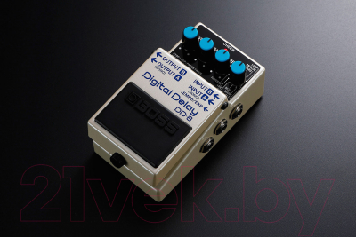 Педаль электрогитарная Boss DD-8