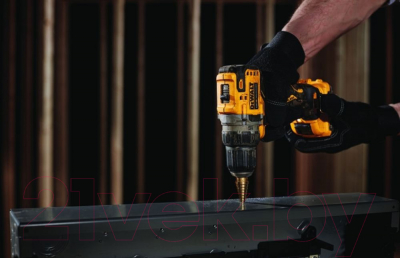 Профессиональная дрель-шуруповерт DeWalt DCD701D2-QW