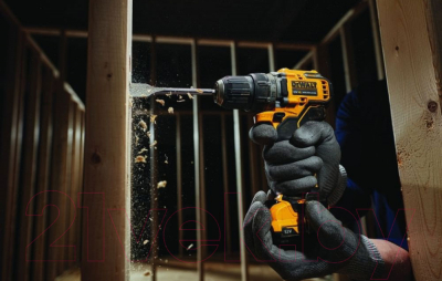 Профессиональная дрель-шуруповерт DeWalt DCD701D2-QW