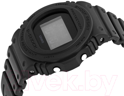 Часы наручные мужские Casio DW-5750E-1BER