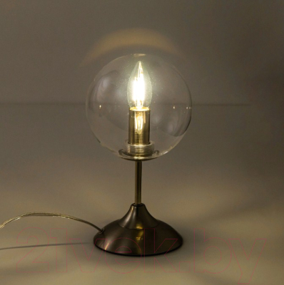 Прикроватная лампа Citilux Томми CL102811